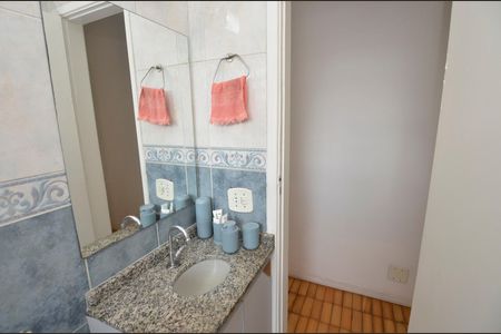Apartamento à venda com 110m², 3 quartos e 1 vagaBanheiro da Suíte