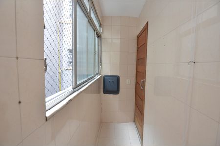 Apartamento à venda com 110m², 3 quartos e 1 vagaÁrea de Serviço