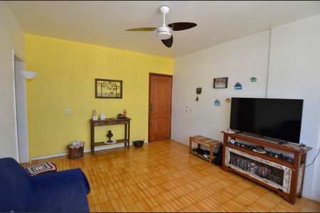 Apartamento à venda com 110m², 3 quartos e 1 vagaSala