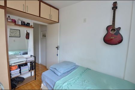 Apartamento à venda com 110m², 3 quartos e 1 vagaQuarto 2