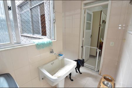 Apartamento à venda com 110m², 3 quartos e 1 vagaÁrea de Serviço