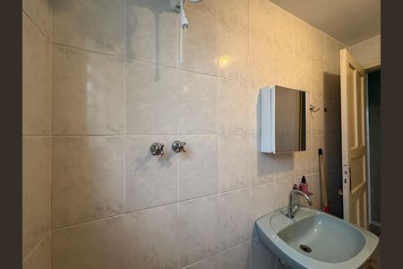 Casa à venda com 180m², 2 quartos e 1 vagaBanheiro