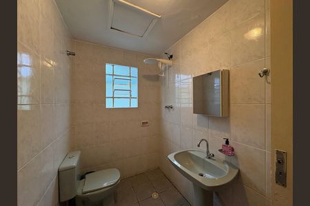 Casa à venda com 180m², 2 quartos e 1 vagaBanheiro