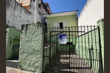 Casa à venda com 180m², 2 quartos e 1 vagaFachada