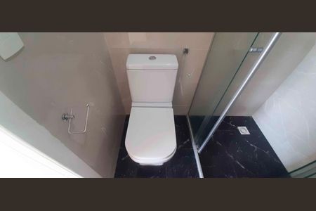 Casa à venda com 198m², 4 quartos e 2 vagasBanheiro dos Quartos