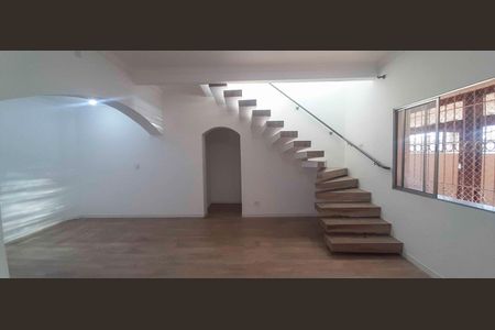 Sala de casa à venda com 4 quartos, 198m² em Vila Yara, Osasco