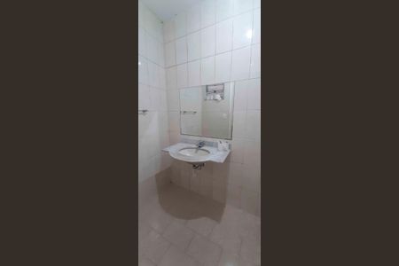 Casa à venda com 198m², 4 quartos e 2 vagasLavabo