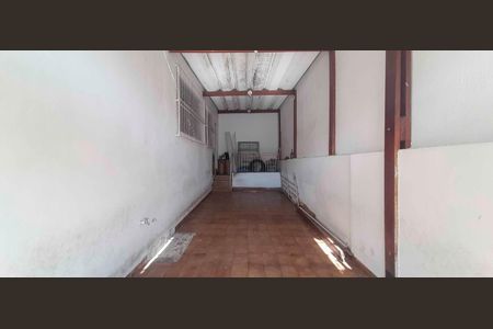 Casa à venda com 198m², 4 quartos e 2 vagasGaragem