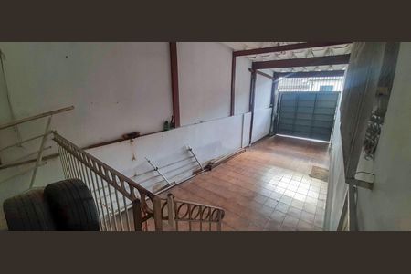 Casa à venda com 198m², 4 quartos e 2 vagasGaragem