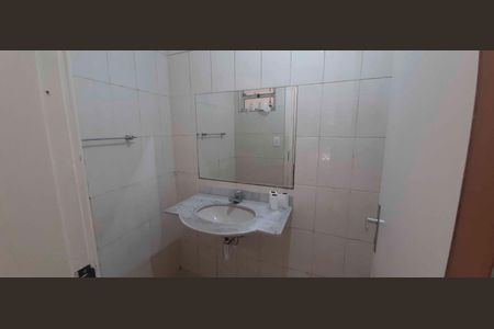 Lavabo de casa à venda com 4 quartos, 198m² em Vila Yara, Osasco