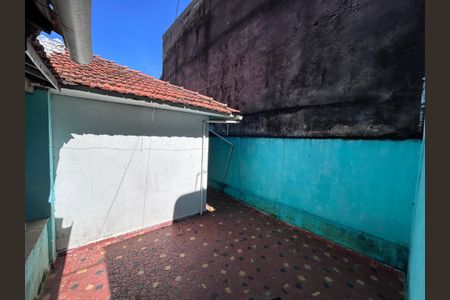 Casa para alugar com 160m², 2 quartos e 1 vagaQuintal