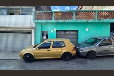 Casa para alugar com 160m², 2 quartos e 1 vagaFachada