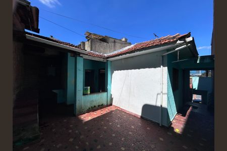 Casa para alugar com 160m², 2 quartos e 1 vagaQuintal