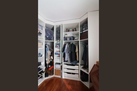 Apartamento à venda com 120m², 3 quartos e 2 vagasQuarto 3 - Suíte Closet