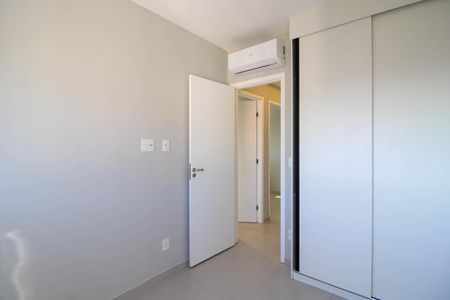 Apartamento para alugar com 74m², 3 quartos e 2 vagasQuarto 2