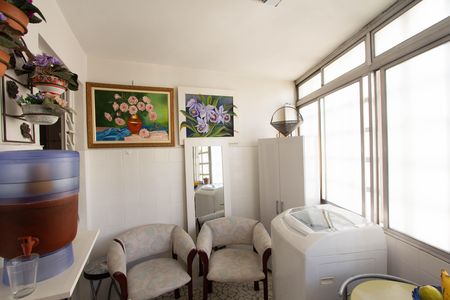 Apartamento para alugar com 86m², 2 quartos e 1 vagaÁrea de Serviço