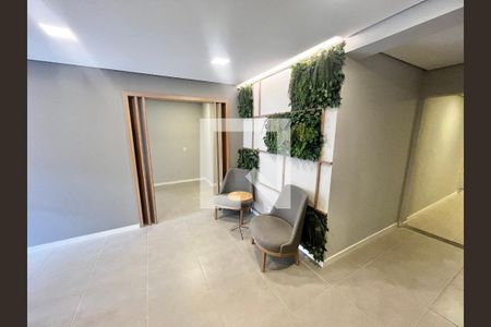 Apartamento à venda com 78m², 2 quartos e sem vagaHall
