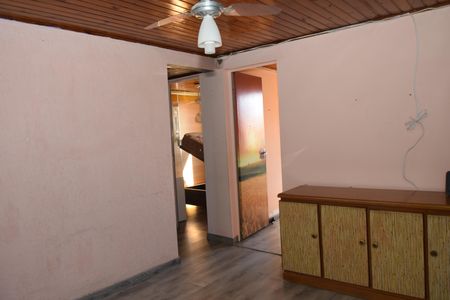 Sala de apartamento para alugar com 2 quartos, 47m² em Jardim Guaruja, Embu das Artes