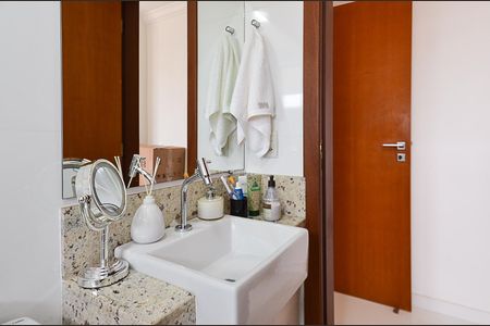 Apartamento à venda com 55m², 2 quartos e 1 vagaBanheiro Suíte