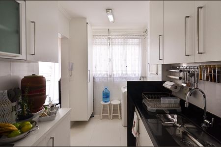 Apartamento à venda com 55m², 2 quartos e 1 vagaCozinha
