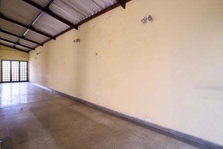 Casa à venda com 210m², 3 quartos e 3 vagasGaragem