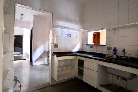 Casa à venda com 210m², 3 quartos e 3 vagasCozinha