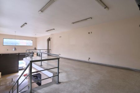 Casa à venda com 210m², 3 quartos e 3 vagasSala