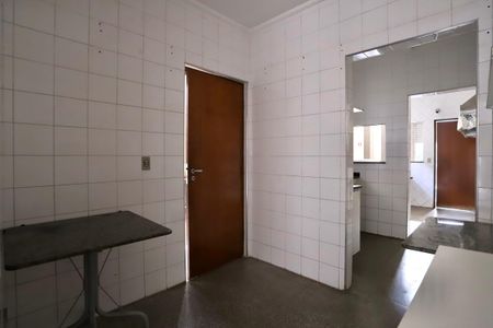 Casa à venda com 210m², 3 quartos e 3 vagasCozinha