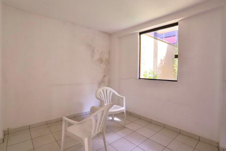 Casa à venda com 210m², 3 quartos e 3 vagasQuarto de Serviço