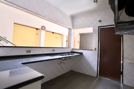 Casa à venda com 210m², 3 quartos e 3 vagasCozinha