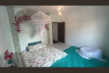 Casa à venda com 180m², 2 quartos e 2 vagasQuarto