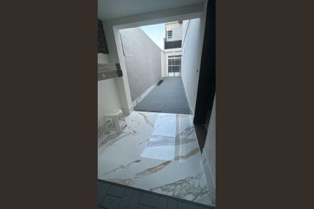 Casa à venda com 180m², 2 quartos e 2 vagasÁrea externa