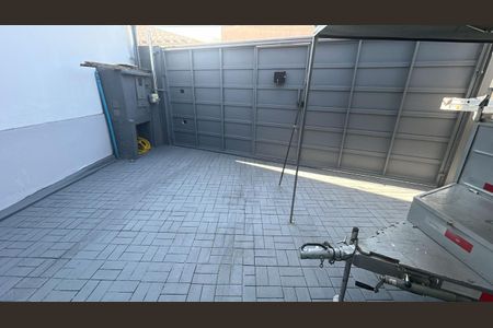 Casa à venda com 180m², 2 quartos e 2 vagasGaragem