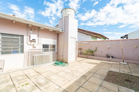 Casa à venda com 140m², 4 quartos e 2 vagas