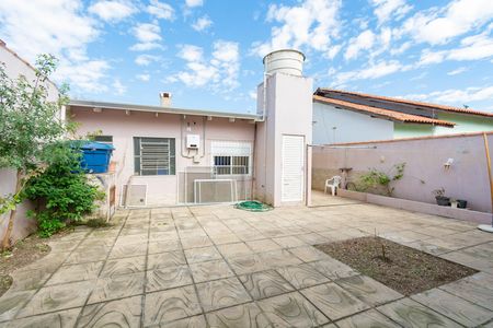 Casa à venda com 140m², 4 quartos e 2 vagas