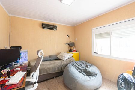 Casa à venda com 140m², 4 quartos e 2 vagas