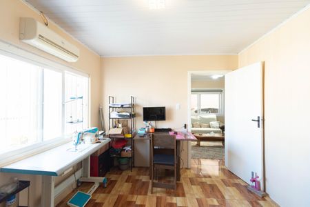 Casa à venda com 140m², 4 quartos e 2 vagas