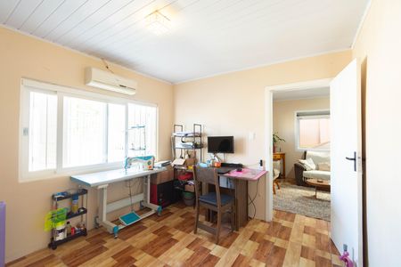 Casa à venda com 140m², 4 quartos e 2 vagas