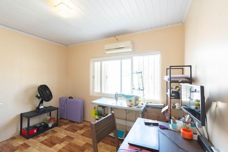 Casa à venda com 4 quartos, 140m² em Fátima, Canoas