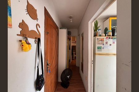 Corredor de apartamento à venda com 1 quarto, 47m² em Santa Tereza, Porto Alegre