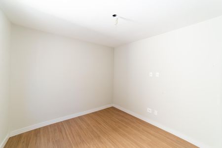 Quarto de apartamento à venda com 1 quarto, 90m² em Sagrada Família, Belo Horizonte