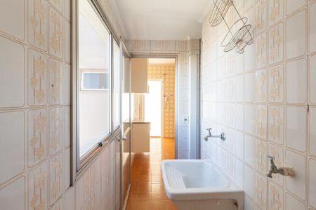 Apartamento para alugar com 65m², 2 quartos e 1 vagaÁrea de serviço