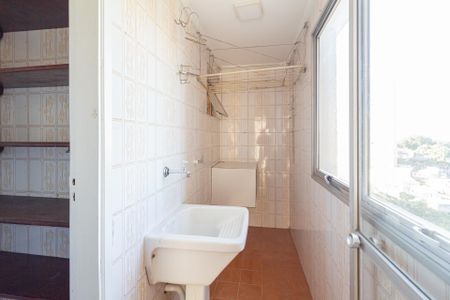 Apartamento para alugar com 65m², 2 quartos e 1 vagaÁrea de serviço