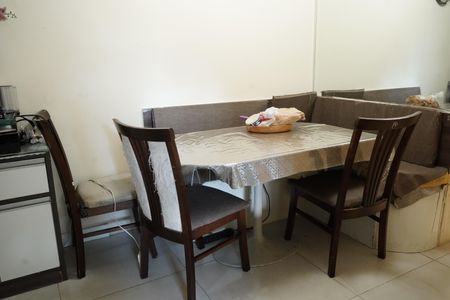 Apartamento à venda com 54m², 2 quartos e 1 vagaSala