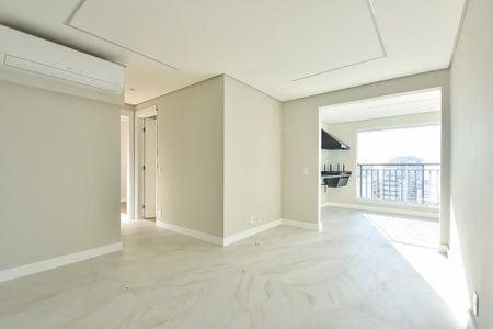 Sala de apartamento para alugar com 2 quartos, 70m² em Vila Dom Pedro I, São Paulo