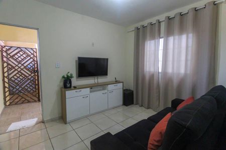 Sala de casa à venda com 10 quartos, 299m² em Vila Bancaria, São Paulo