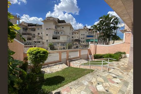 Casa à venda com 400m², 4 quartos e 1 vaga