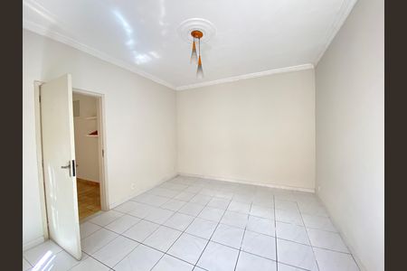 Casa à venda com 400m², 4 quartos e 1 vaga