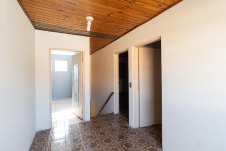 Casa à venda com 250m², 5 quartos e 2 vagas Casa à venda com 250m², 5 quartos e 2 vagasCorredor