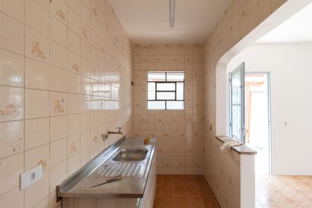 Casa à venda com 250m², 5 quartos e 2 vagas Casa à venda com 250m², 5 quartos e 2 vagasCozinha